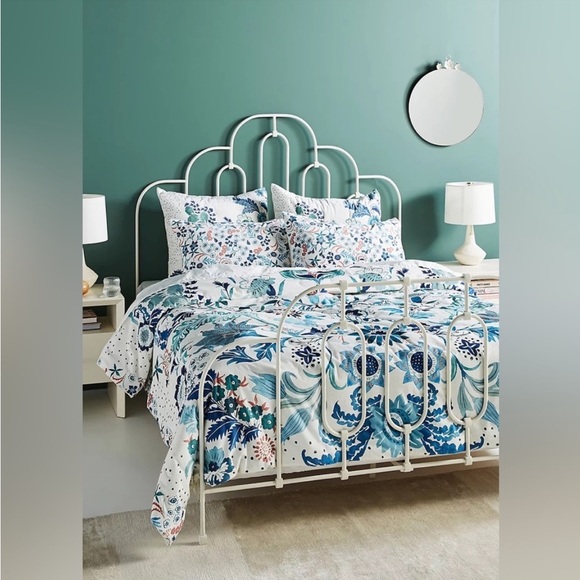 Anthropologie Velvet Hollyhock Queen Quilt NWT - Picture 1 of 10
